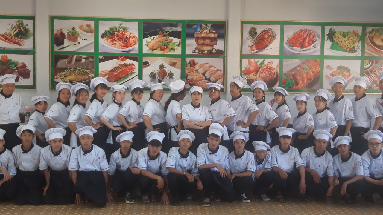 Trường Trung cấp Kinh tế Khánh Hòa chuyển dịch theo hướng đa ngành