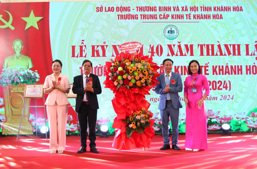  Kỷ niệm 40 năm thành lập Trường Trung cấp Kinh tế Khánh Hòa