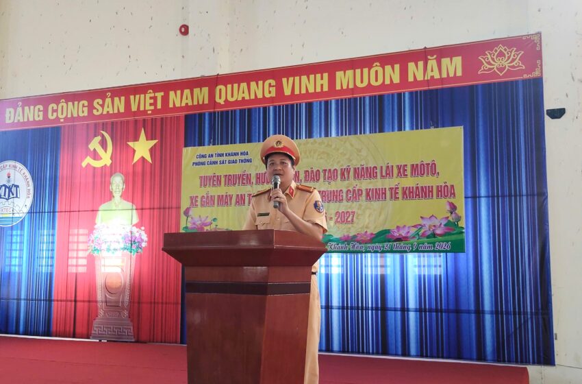  Tuyên truyền pháp luật về trật tự, an toàn giao thông
